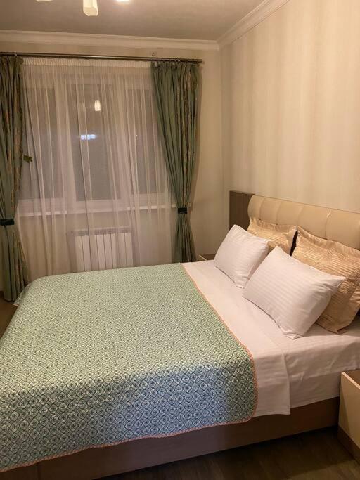 Nice Apartment Ponichala ภายนอก รูปภาพ